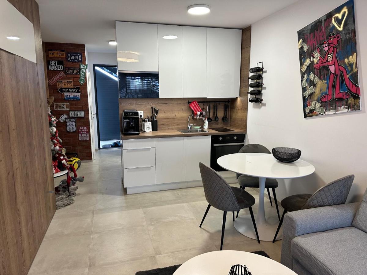 Apartman Dumbier Wellness Apartman Lipótszentmiklós Kültér fotó