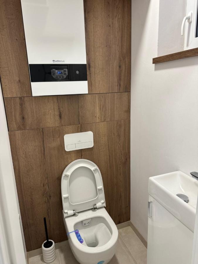 Apartman Dumbier Wellness Apartman Lipótszentmiklós Kültér fotó