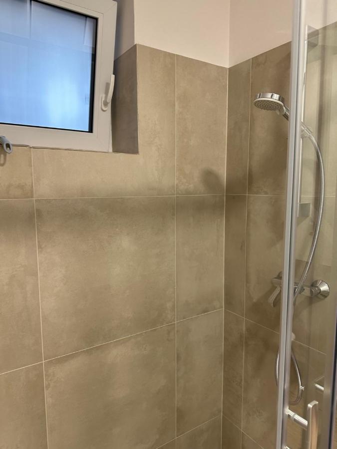 Apartman Dumbier Wellness Apartman Lipótszentmiklós Kültér fotó